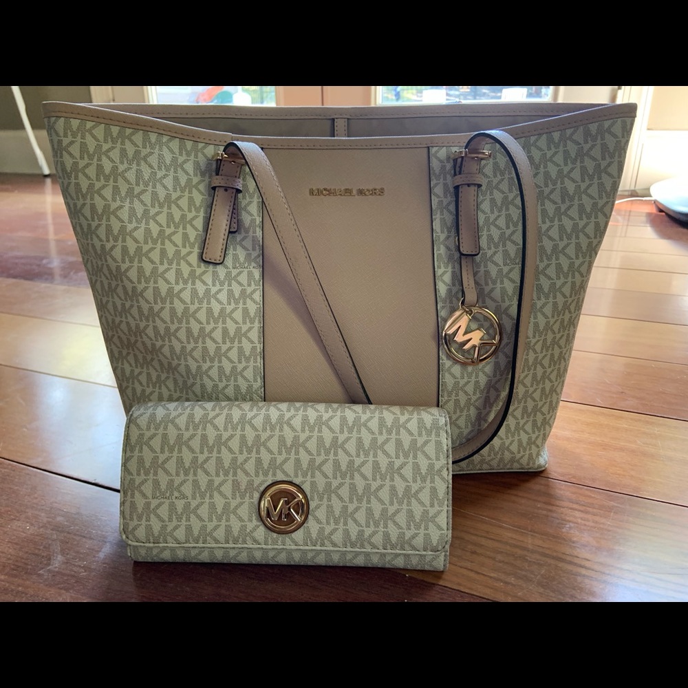 AUTHENTIC Michael Kors purse and wallet